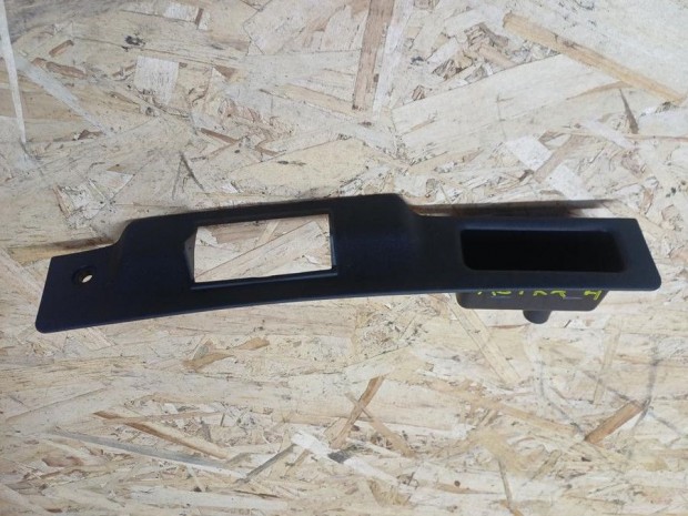 Opel Astra H (2004-2009) Csomagt�rajt� D�szl�c
