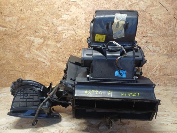 Opel Astra H (2004-2009) F�t�s Box Kl�m�s