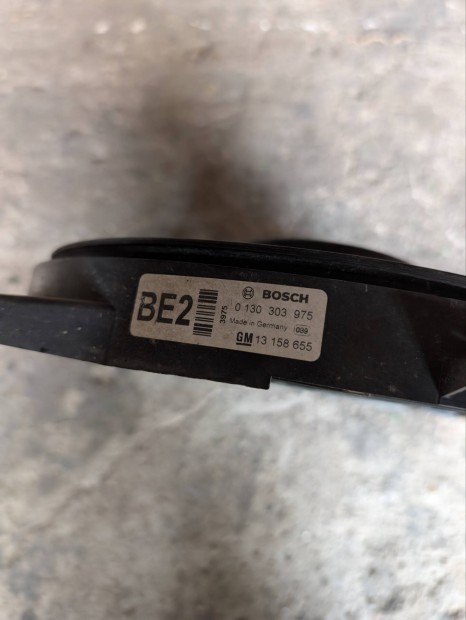 Opel Astra H, Zafira B klíma hűtő ventilátor 13158 655 BE2