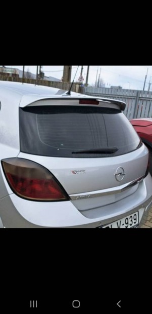 Opel Astra H ( 5 ajtsra val tetspoiler.)