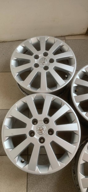 Opel Astra H alufelni 16"