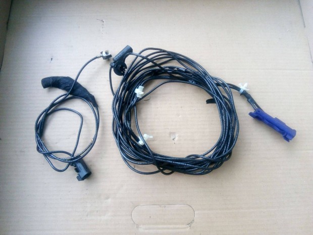 Opel Astra H ferdeht 5 ajts antenna kbel