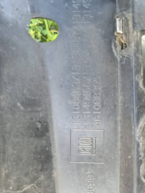 Opel Astra H hűtőmaszk