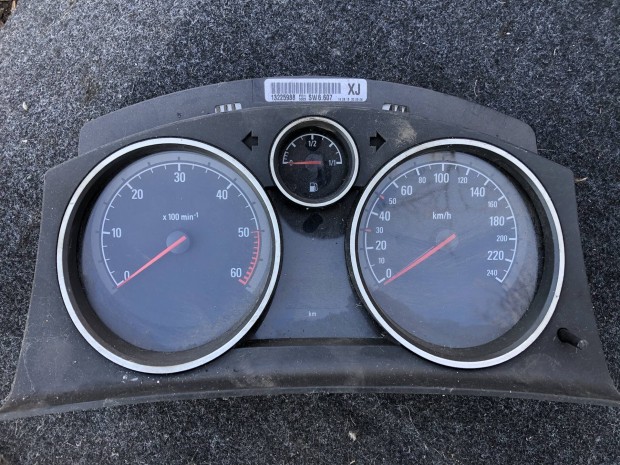 Opel Astra H km ra csoport 