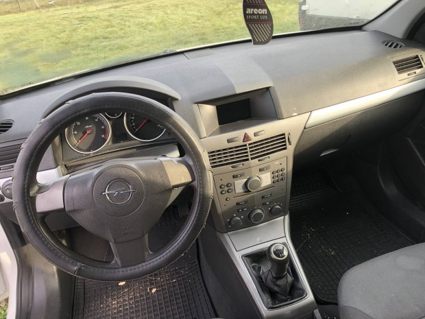 Opel Astra H lgzsk szett mszerfal 