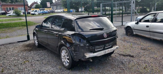 Opel Astra H tpushoz bontott alkatrszek