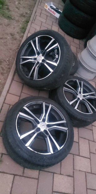 Opel Astra J 17" Alufelni nyári gumikkal