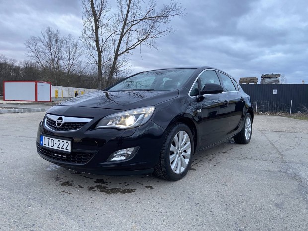 Opel Astra J 1.4T sport