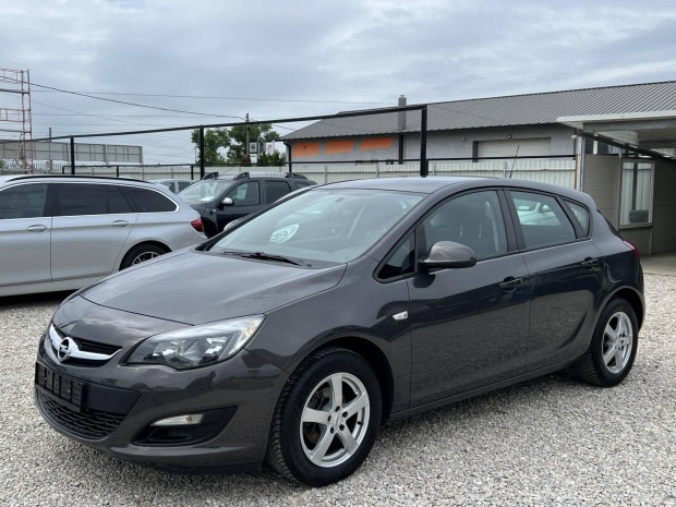 Opel Astra J 1.4 Active