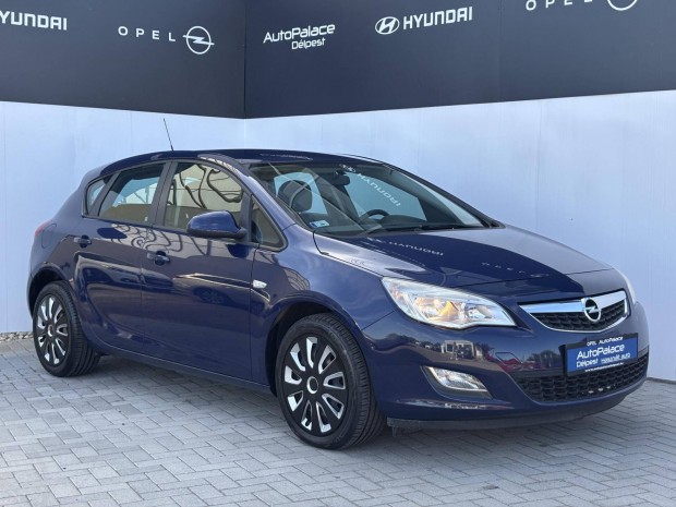 Opel Astra J 1.4 Active magyarországi / 161e km...