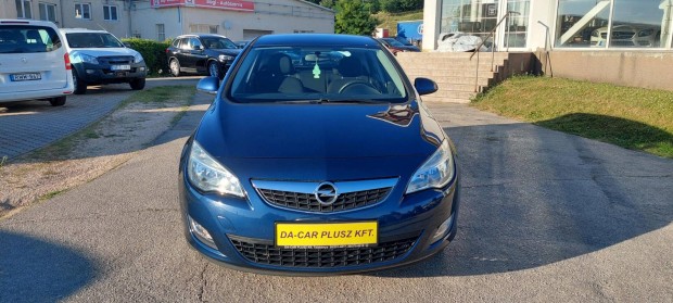 Opel Astra J 1.4 Cosmo 125000 Km! 17 alu felni....