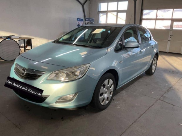 Opel Astra J 1.4 Cosmo Szp llapotban elad