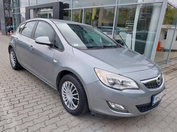 Opel Astra J 1.4 Enjoy
