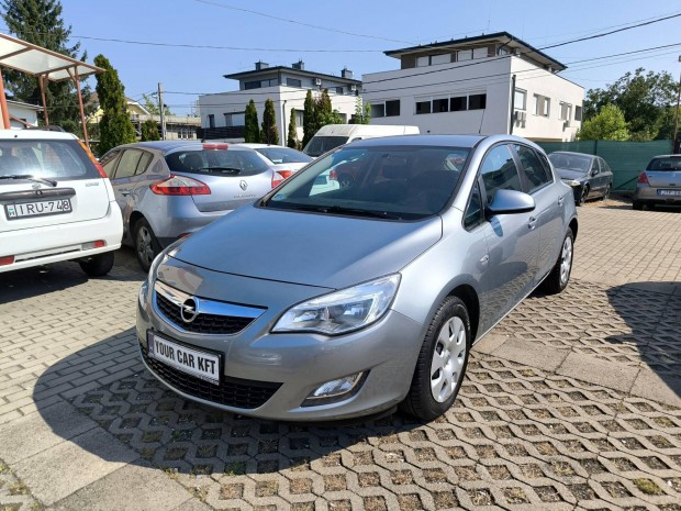 Opel Astra J 1.4 Enjoy 156000 KM! Jéghideg Klíma!