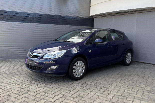 Opel Astra J 1.4 Enjoy Garanciával!