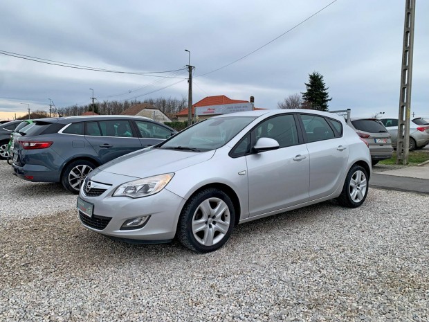 Opel Astra J 1.4 Enjoy Klma.Tempomat.Szervizmlt