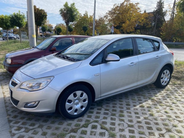Opel Astra J 1.4 Enjoy Magyar! Garanciával