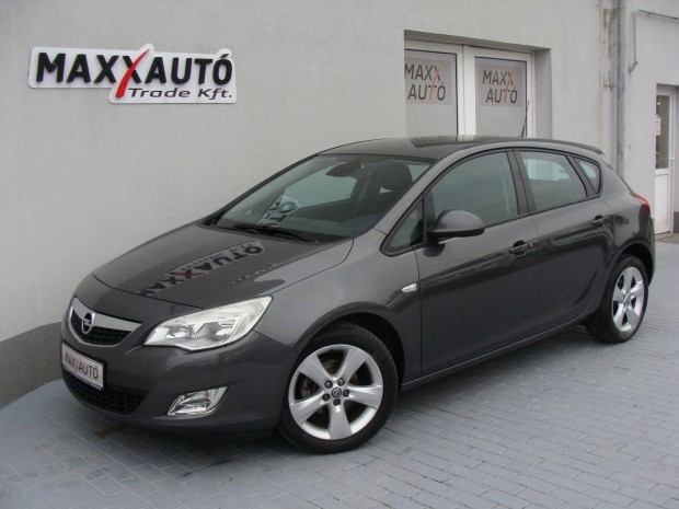 Opel Astra J 1.4 Enjoy Szvbenzines+Tempomat+T...