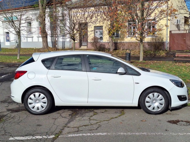 Opel Astra J 1.4 Selection