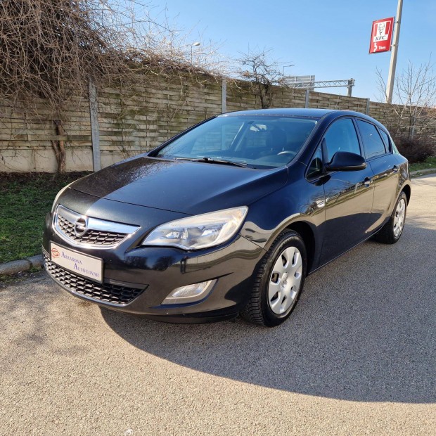 Opel Astra J 1.4 Selection Kl�ma Temp�mat