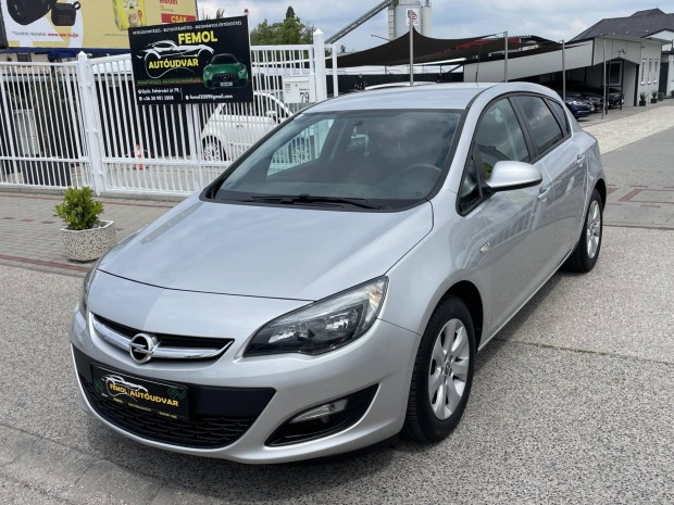Opel Astra J 1.4 T Active Megkímélt! Sz.könyv!...