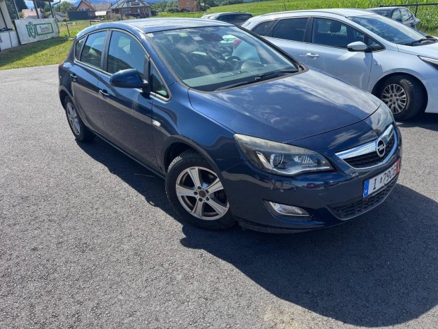 Opel Astra J 1.4 T Cosmo 115.000 Km!!!