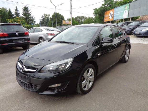 Opel Astra J 1.4 T Cosmo