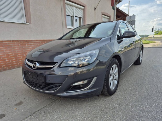 Opel Astra J 1.4 T Cosmo Sérmentes.vez.szervkön...