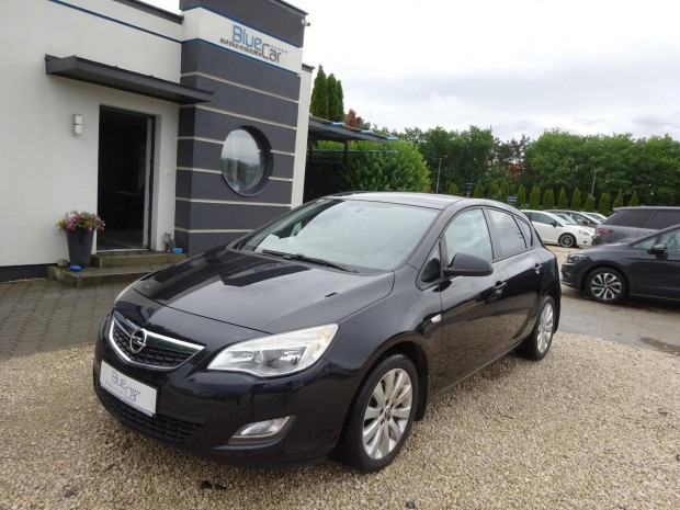 Opel Astra J 1.4 T Enjoy Megbizható Benzines!Al...