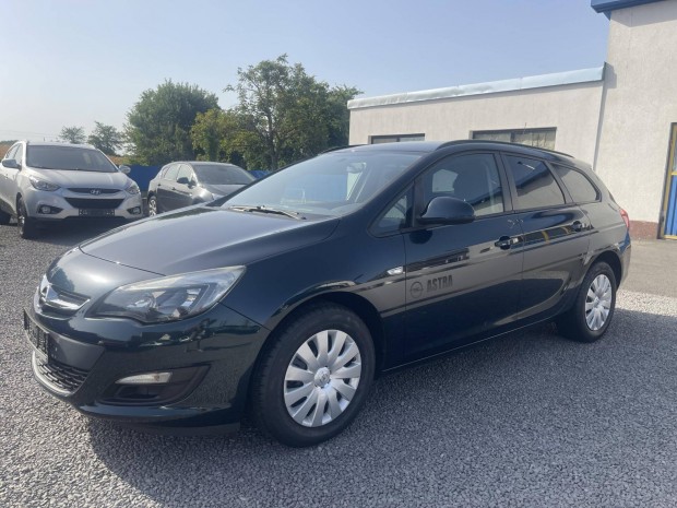 Opel Astra J 1.6 Business EURO6 ++Első Tulajdon...