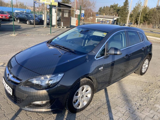 Opel Astra J 1.6 CDTI Start-Stop Drive tempomat...