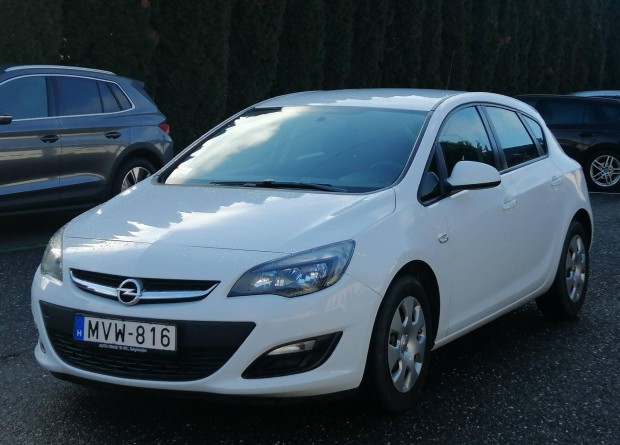 Opel Astra J 1.6 Cosmo 1.tulaj/Mo-i!/Vgig veze...