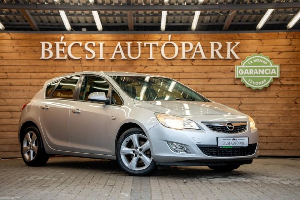 Opel Astra J 1.6 Enjoy 1 v Garancia//Magyarors...