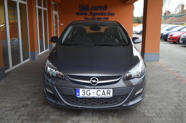 Opel Astra J 1.6 Enjoy ! 2.Tulajdonos ! 107.156...