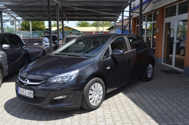 Opel Astra J 1.6 Selection ! 81.995 KM ! Szervi...
