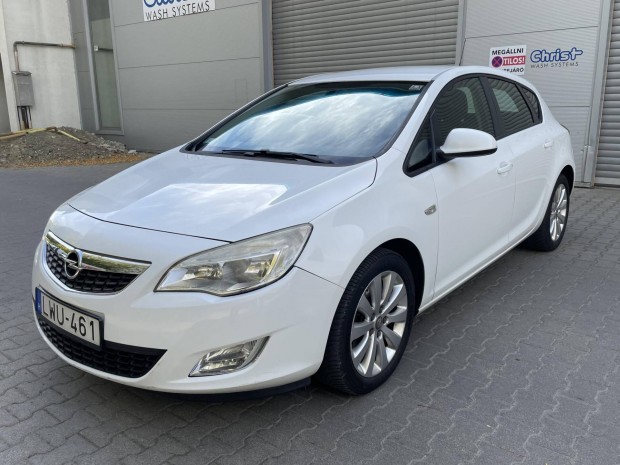 Opel Astra J 1.7 CDTI Cosmo