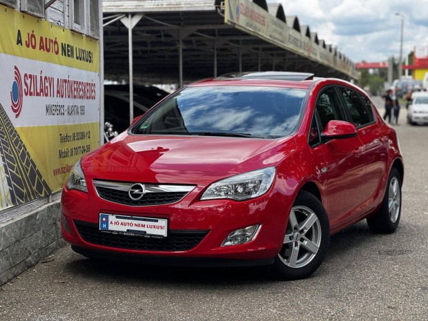 Opel Astra J 1.7 CDTI Cosmo ITT és Most Akció!!...