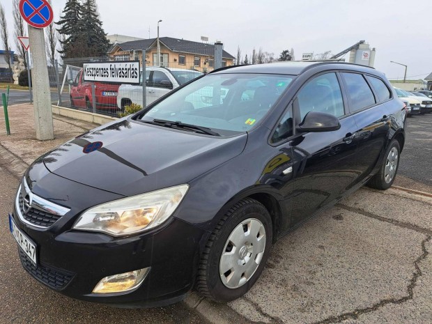 Opel Astra J 1.7 CDTI Sport Sports Tourer! Vgi...