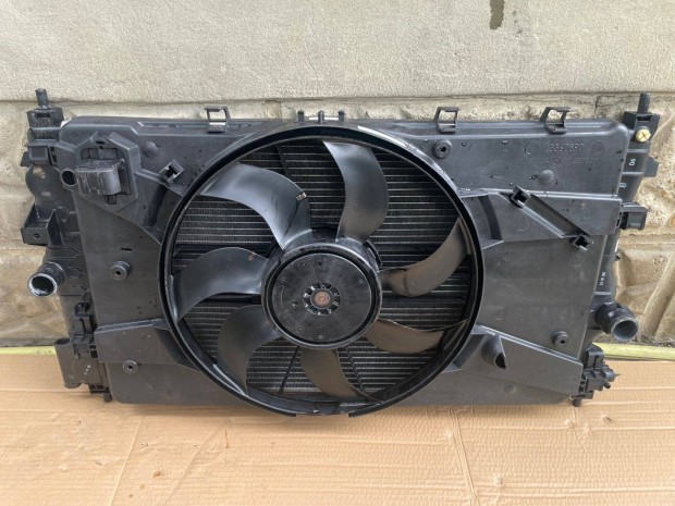 Opel Astra J 1.7 CDTi Klmaht / Vzht / Intercooler