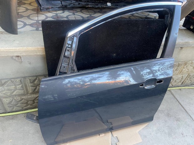 Opel Astra J Ajt� S�rv�d� G�ph�ztet� ,S�rv�d� Z190 sz�n Z�rh�d Zsan�r