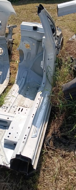 Opel Astra J GTC jobb els negyed hossz kszbbel