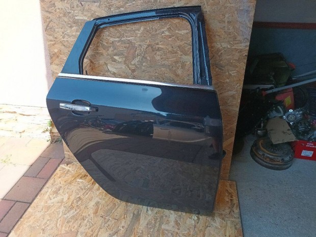 Opel Astra J Jobb hátsó Ajtó Fekete 5691