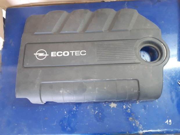 Opel Astra J Motor Fedél
