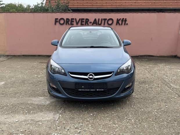 Opel Astra J Sedan 1.4 Cosmo Tempomat!Kihangos...