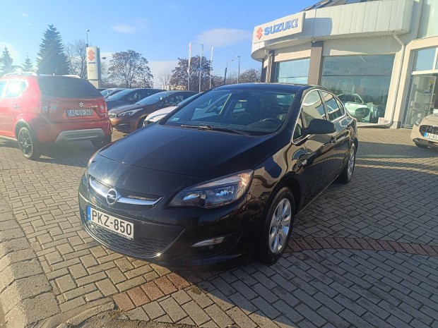 Opel Astra J Sedan 1.4 T Enjoy EURO6