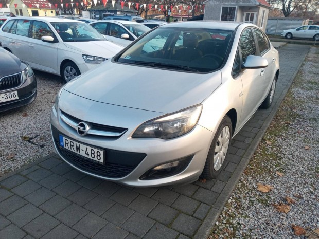 Opel Astra J Sedan 1.4 T Enjoy Magyaro-i.1tulaj...