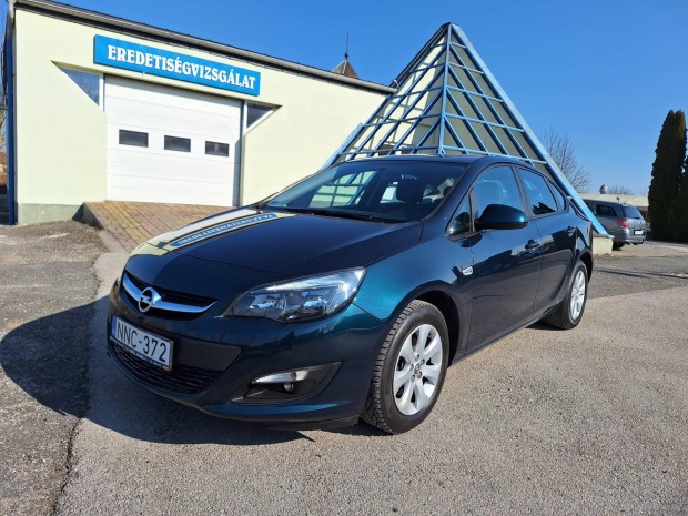 Opel Astra J Sedan 1.6 Enjoy EURO6 Magyarország...