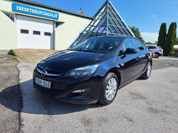 Opel Astra J Sedan 1.6 Enjoy EURO6 Magyarorszg...