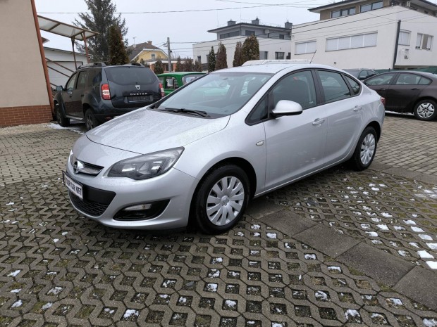 Opel Astra J Sedan 1.6 Enjoy (Automata) EURO6 M...