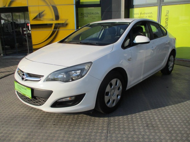 Opel Astra J Sedan 1.6 Selection